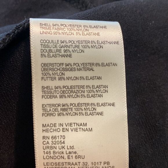 NWT Free People Brooklyn Mini Black Lace Off-Shoulder A-line Dress Sz. Small - Picture 7 of 7